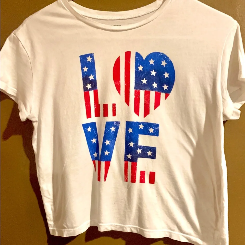 Gymboree Love American flag graphic Red, White, & Blue T- shirt w a heart sz Y14